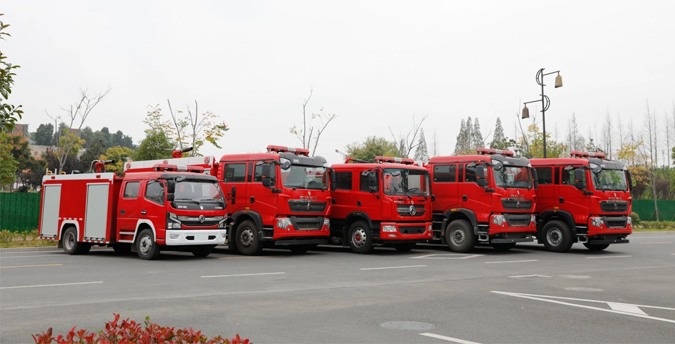 Dongfeng Kr 10000L 4X2 Water and Foam Fire Fighting Trucks
